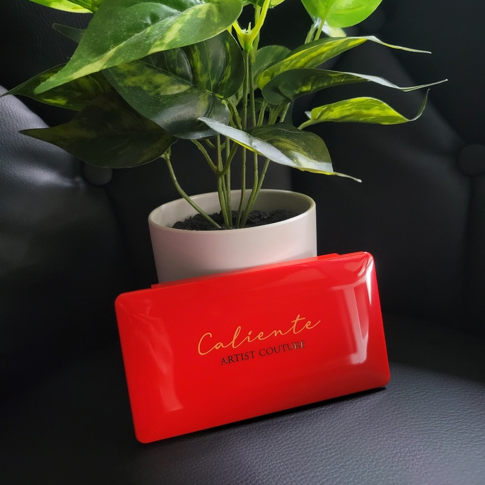 Artist Couture Caliente Palette